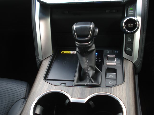 TOYOTA LANDCRUISER VX WAGON - Image 8