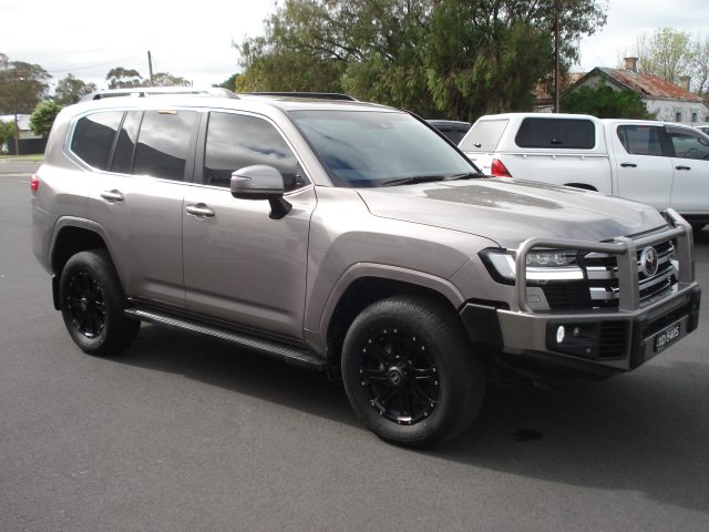 TOYOTA LANDCRUISER VX WAGON