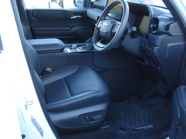 TOYOTA PRADO GXL WAGON "DEMO" - Image 10