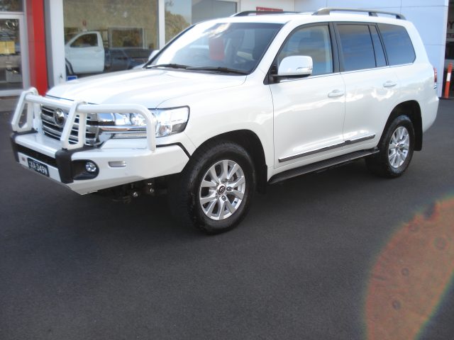 TOYOTA LANDCRUISER SAHARA WAGON - Image 4
