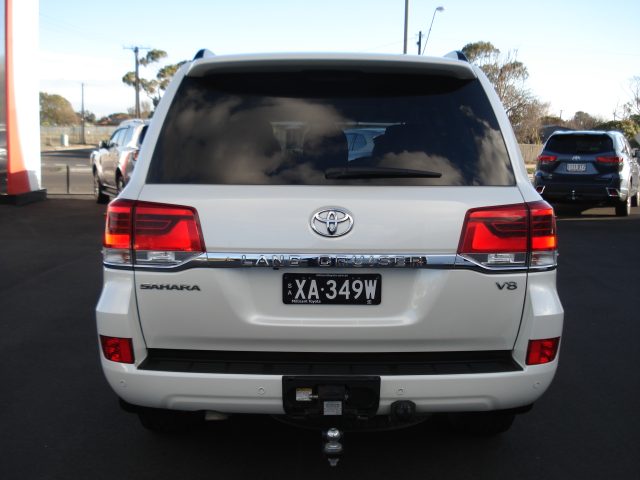 TOYOTA LANDCRUISER SAHARA WAGON - Image 10
