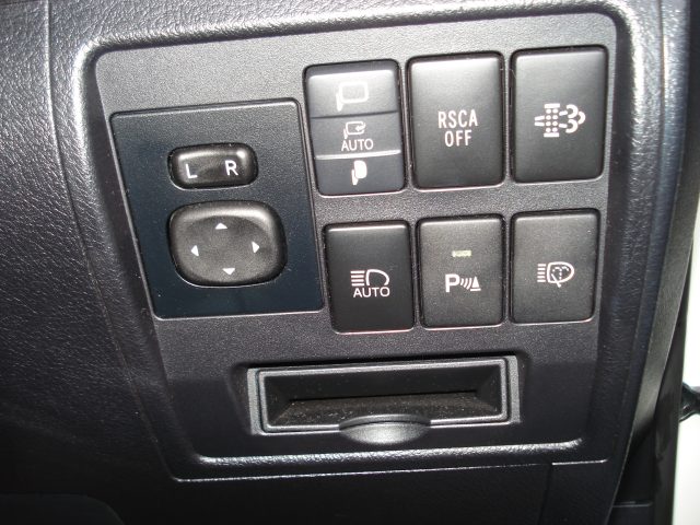 TOYOTA LANDCRUISER SAHARA WAGON - Image 15