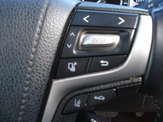 TOYOTA LANDCRUISER SAHARA WAGON - Image 16