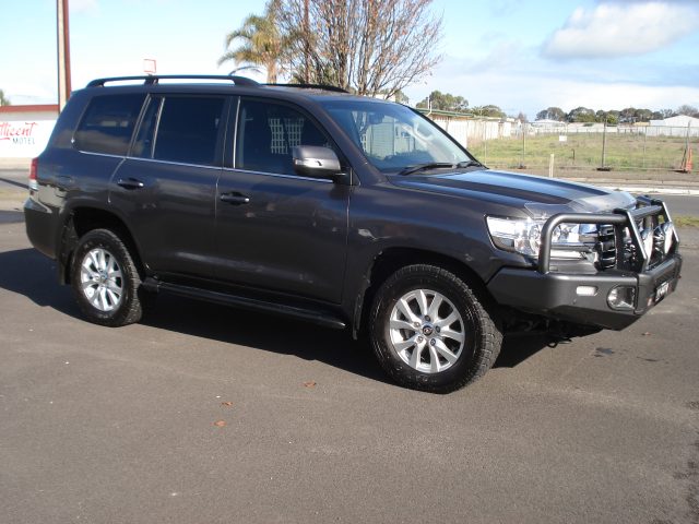 2018 TOYOTA LANDCRUISER VX WAGON