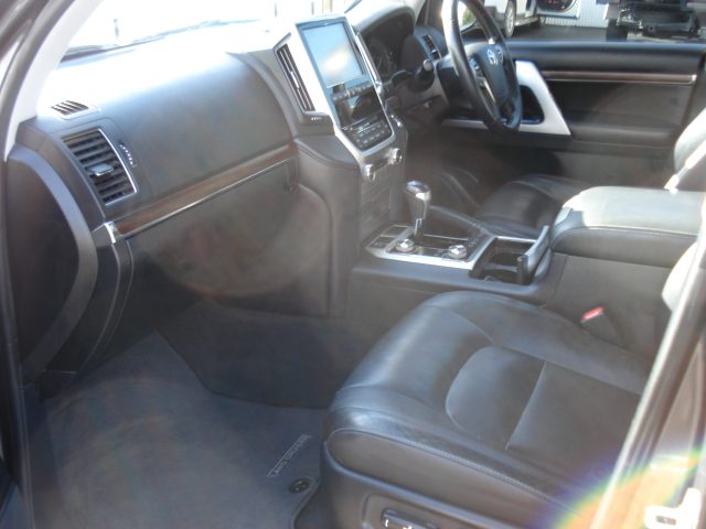 2018 TOYOTA LANDCRUISER VX WAGON - Image 14