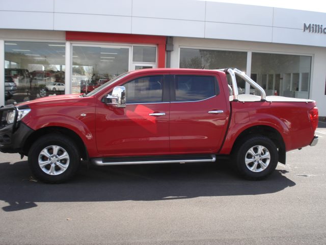NISSAN NAVARA ST DUAL CAB - Image 5