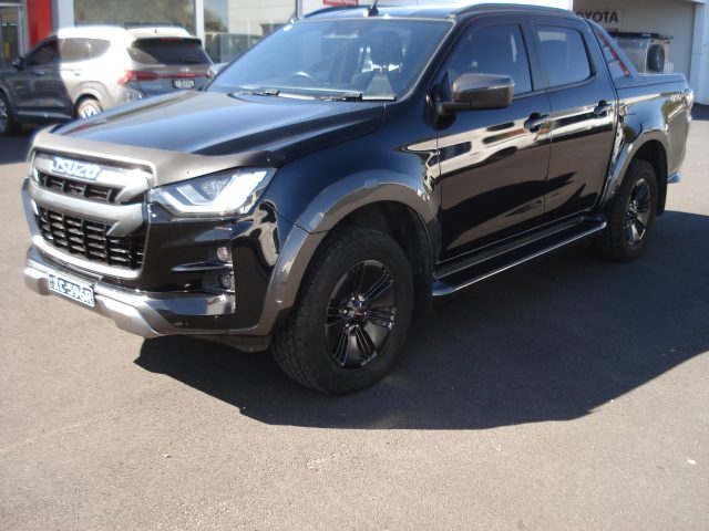 ISUZU DMAX X TERRAIN DUAL CAB - Image 4