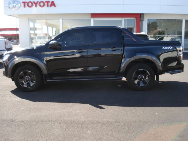 ISUZU DMAX X TERRAIN DUAL CAB - Image 5