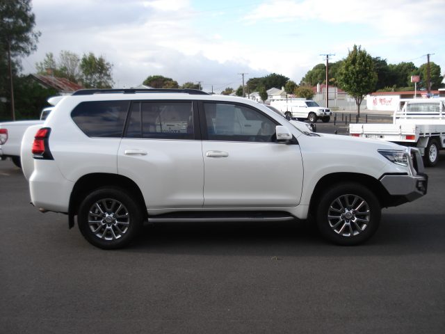 2019 TOYOTA PRADO GXL WAGON - Image 5