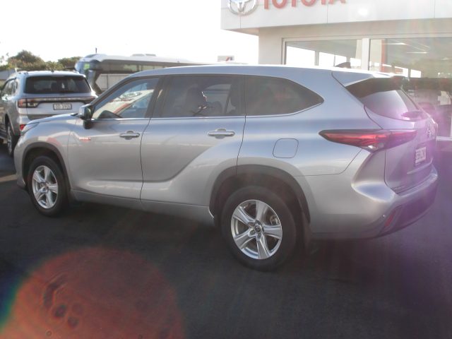 2021 TOYOTA KLUGER AWD GX WAGON - Image 7